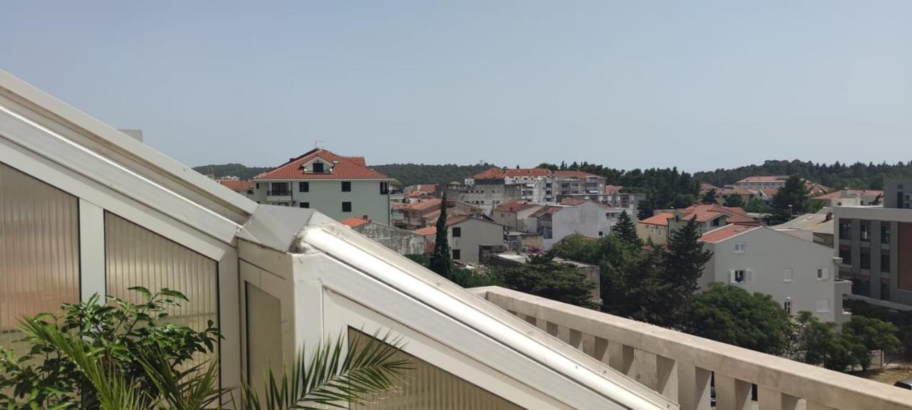 Happy Basset Terrace Apartment Makarska Luaran gambar
