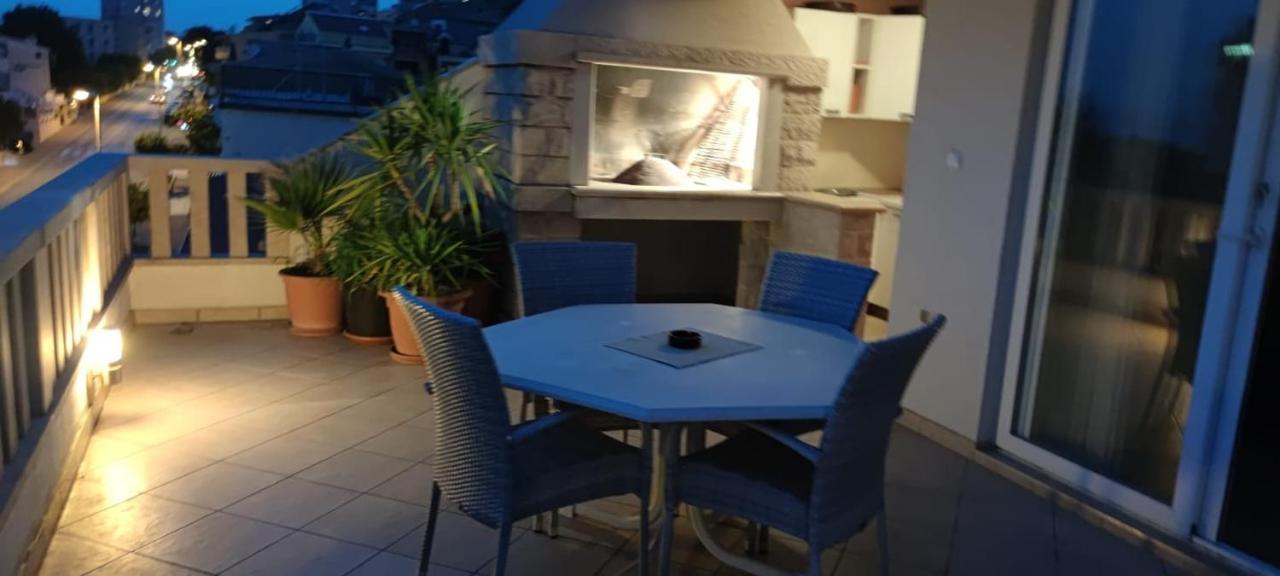 Happy Basset Terrace Apartment Makarska Luaran gambar