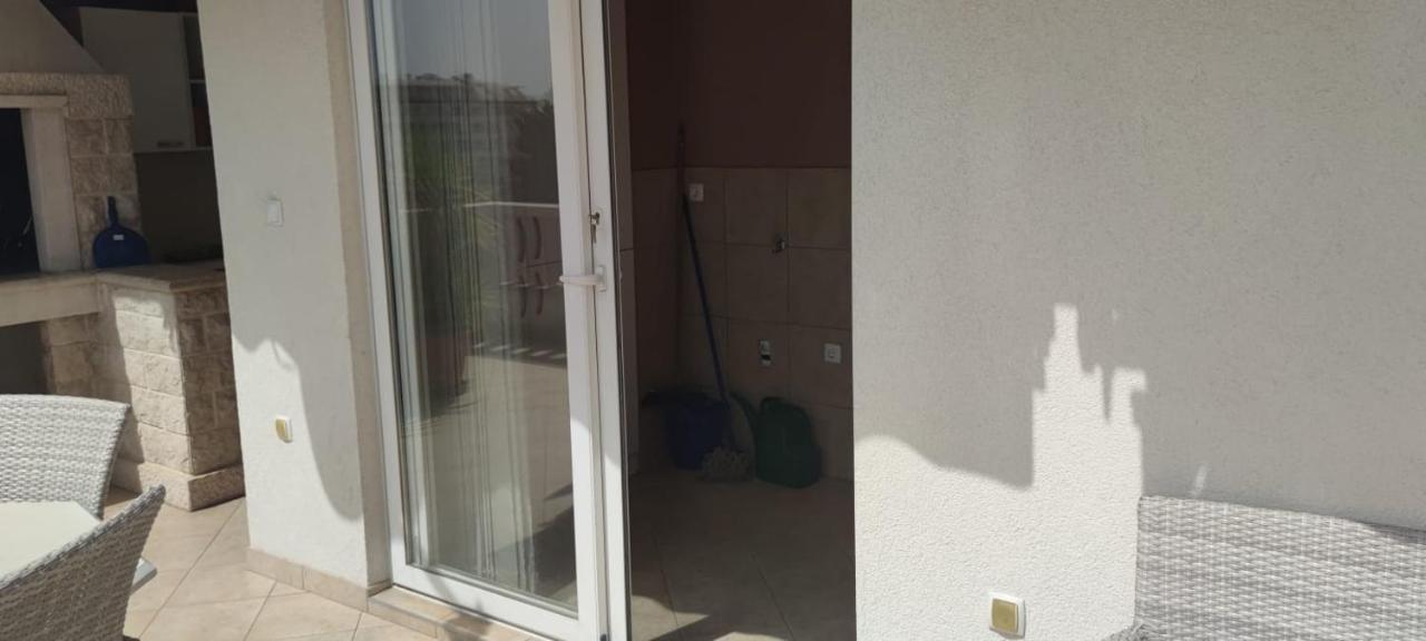 Happy Basset Terrace Apartment Makarska Luaran gambar