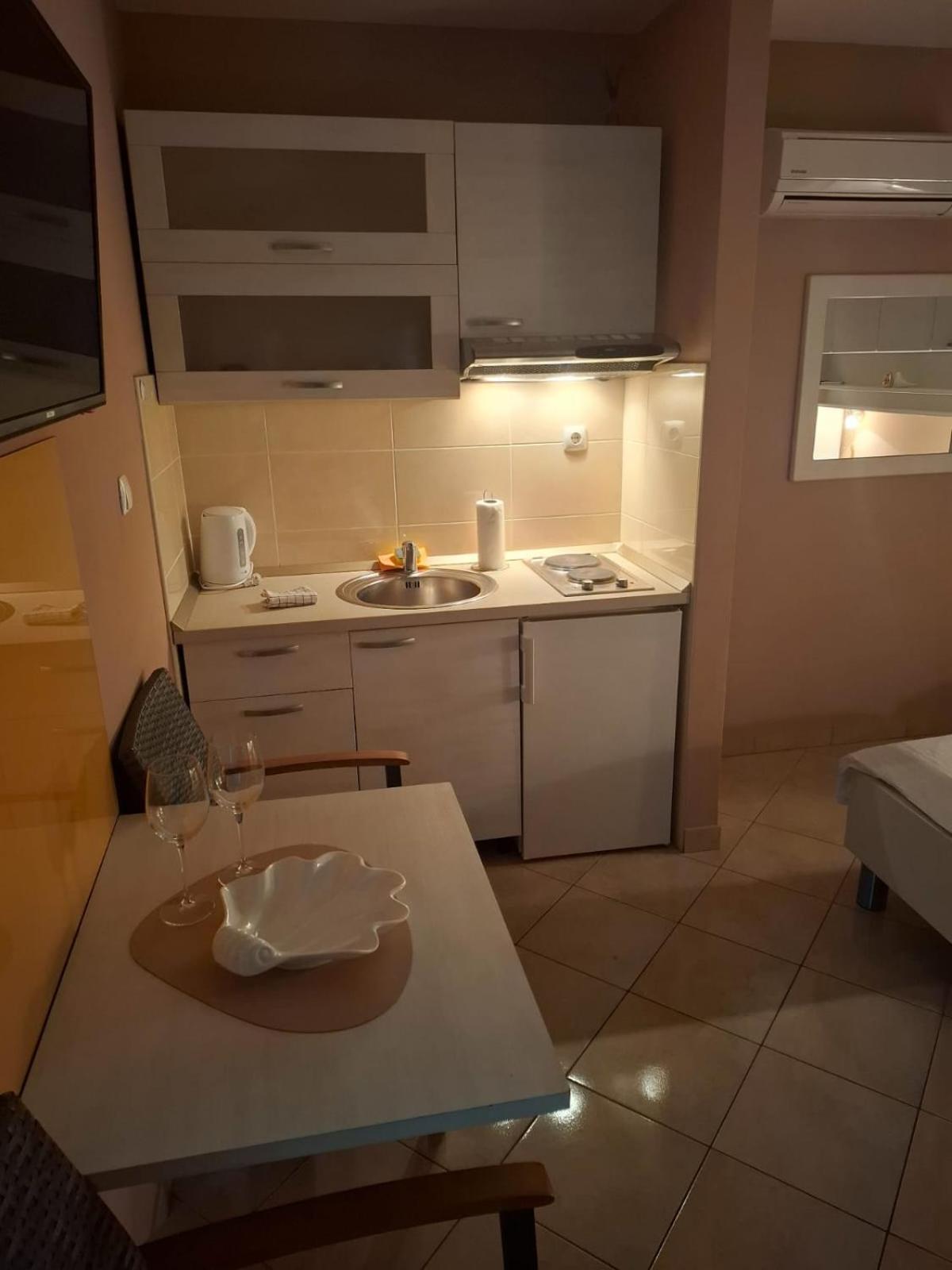 Happy Basset Terrace Apartment Makarska Luaran gambar